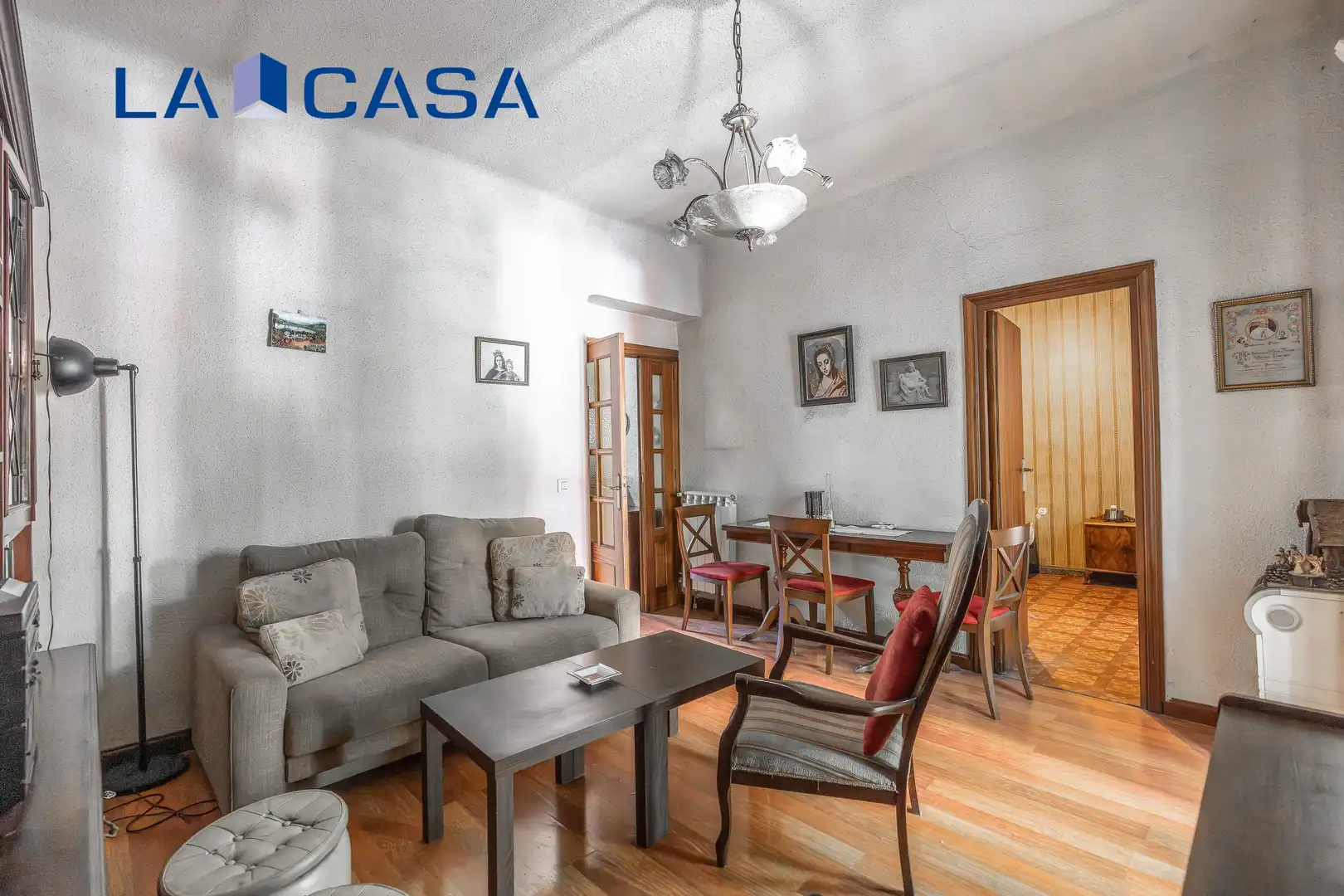 Vista exterior de Piso en venta en Madrid con Balcón
