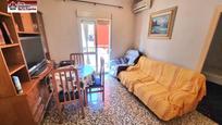 Sala d'estar de Pis en venda en Benidorm amb Aire condicionat i Terrassa