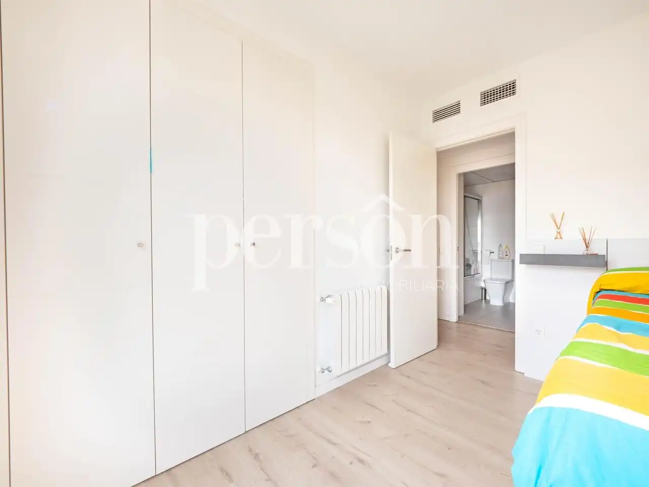 Habitación de Piso en venta en Valencia con Aire acondicionado, Calefacción y Balcón