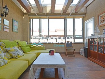 Penthouse with lift for sale in Calle Gredos  º B