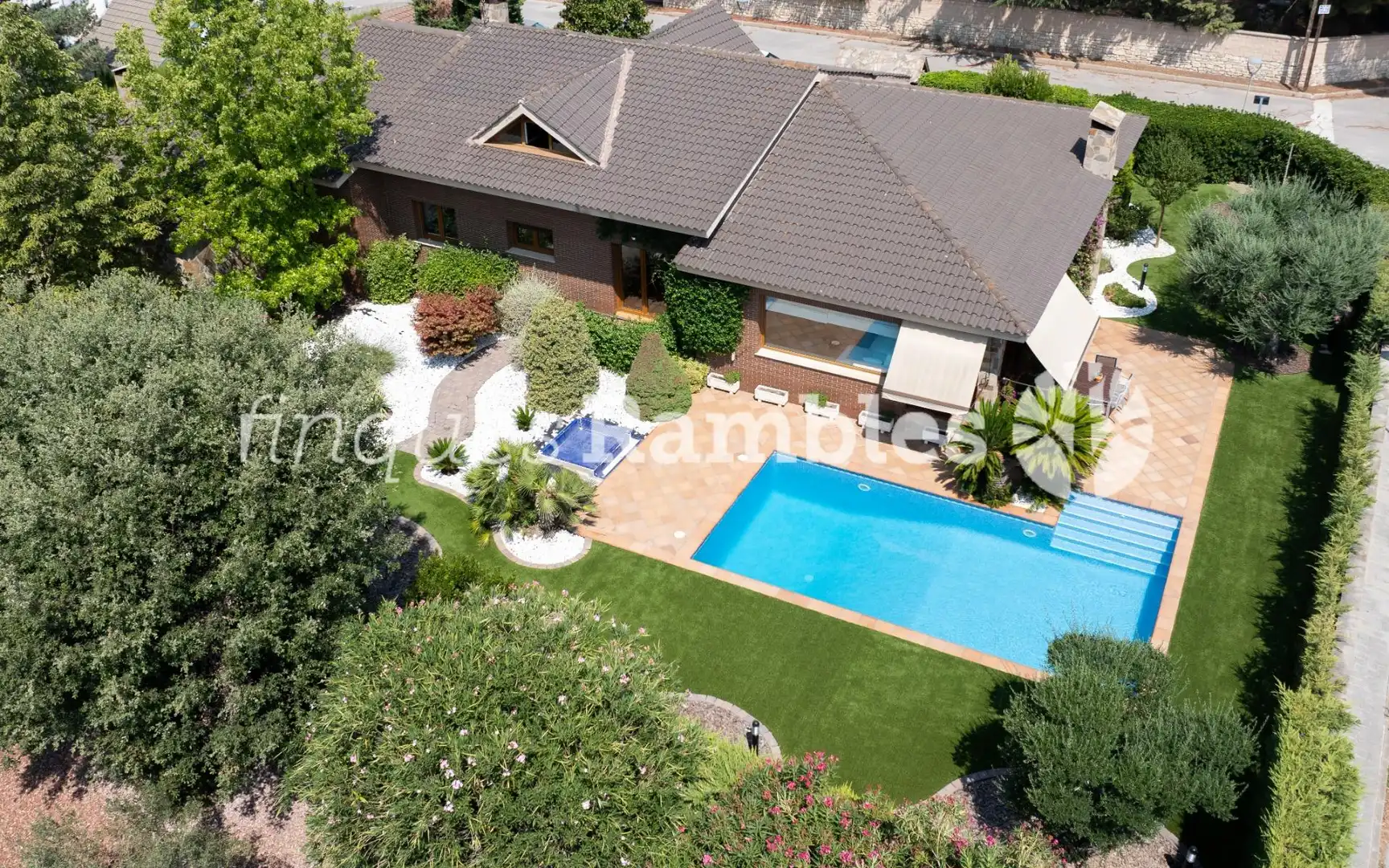 Vista exterior de Casa o chalet en venta en La Pobla de Claramunt con Calefacción, Jardín privado y Terraza
