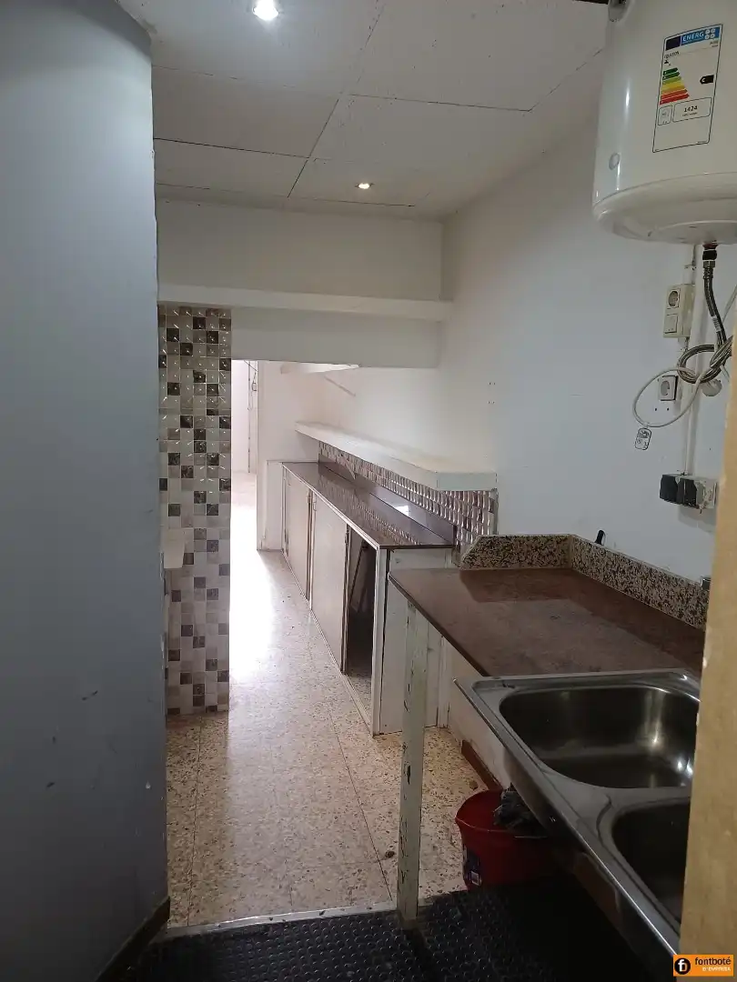 Local comercial centric en lloguer, imatge 5