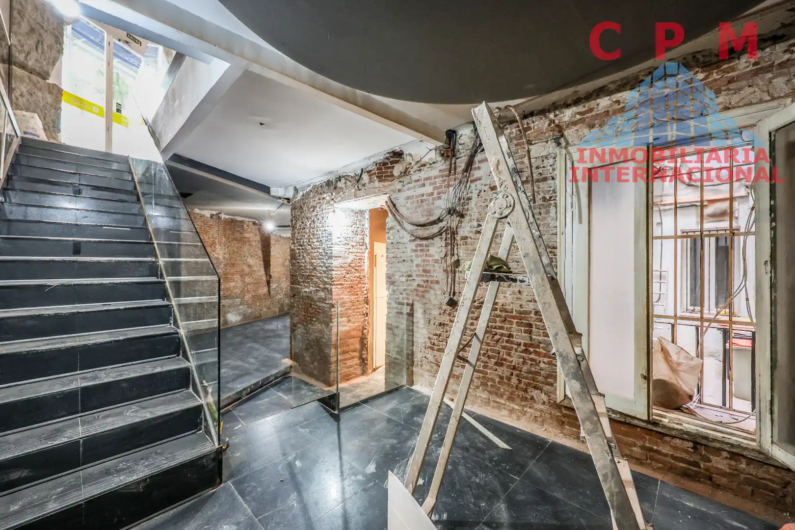 Local de lloguer en Madrid amb Aire condicionat, Calefacció i Parquet
