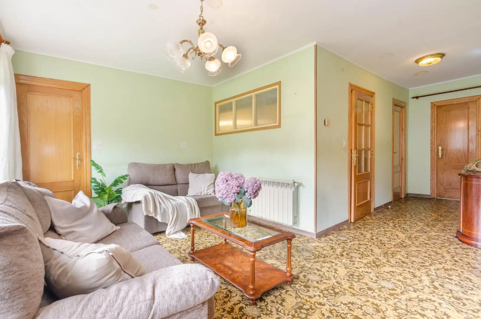 Sala de estar de Casa o chalet en venta en Salas con Calefacción, Jardín privado y Amueblado