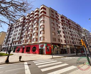 Vista exterior de Pis en venda en Gijón  amb Calefacció i Parquet