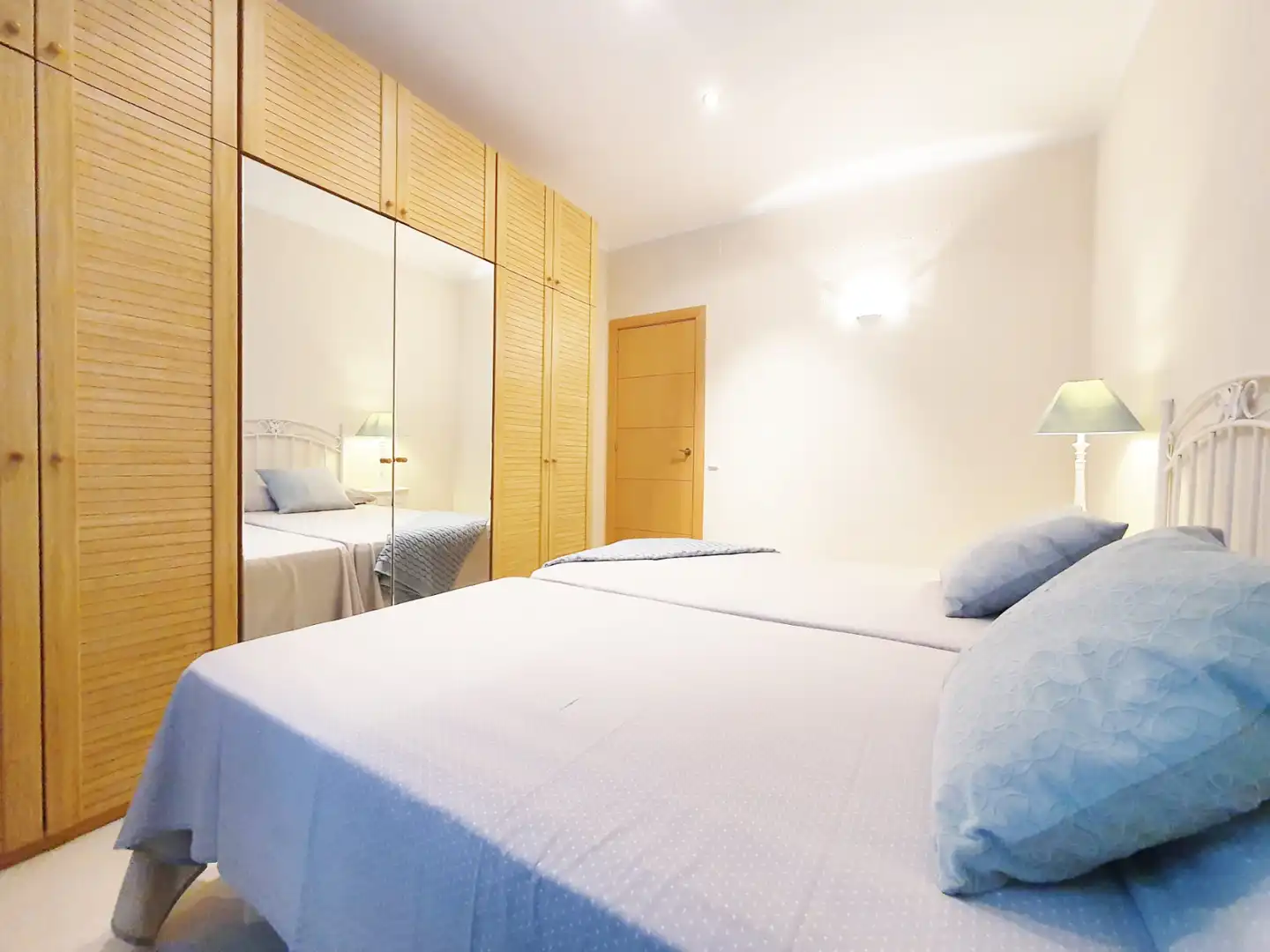 Schlafzimmer von Wohnung zum Verkauf in Barcelona mit Klimaanlage, Heizung und Möbliert