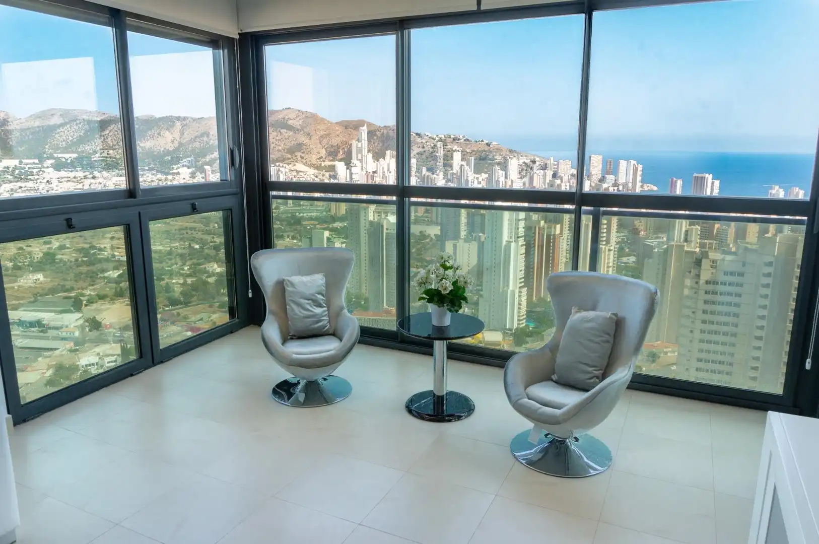 Living room of Apartments for rent in Benidorm  with Air Conditioner, Private garden and Terrace