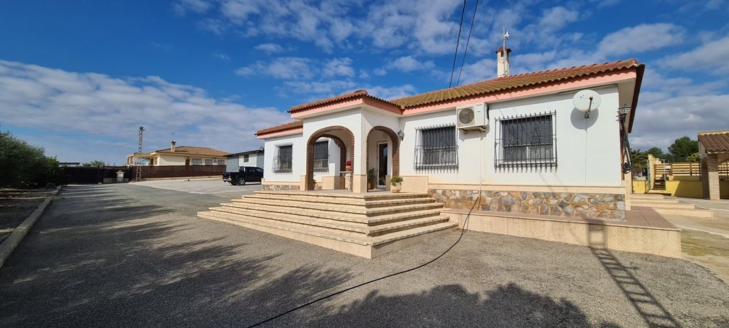 Exterior view of House or chalet for sale in Orihuela  with Air Conditioner, Heating and Private garden