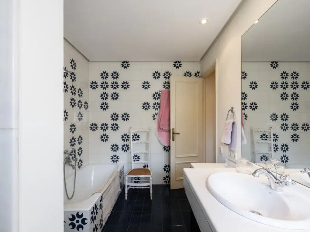 Baño de Casa o chalet en venta en Madrid con Balcón