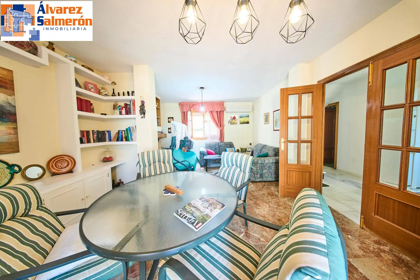 Sala de estar de Casa o chalet en venta en Villa de Otura con Jardín privado y Terraza