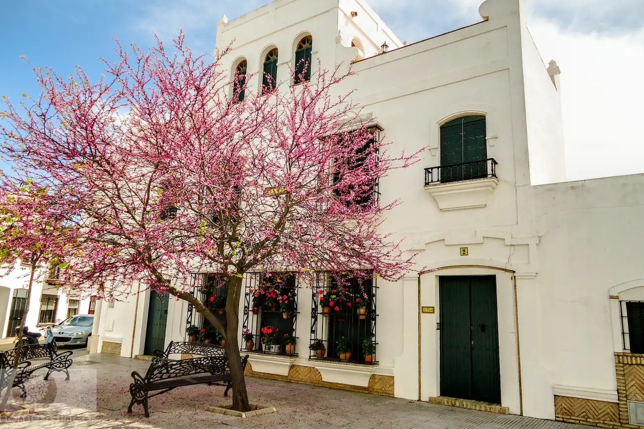 Außenansicht von Gebäude zum Verkauf in Ayamonte