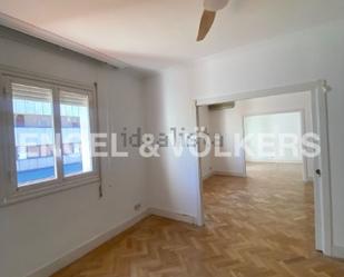 Flat to rent in  Madrid Capital  with Air Conditioner, Heating and Parquet flooring