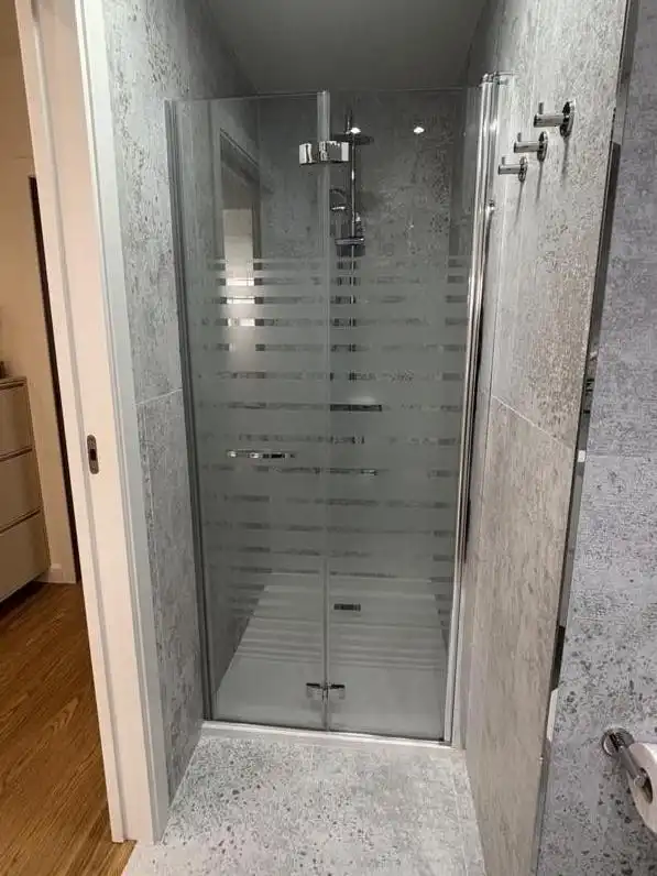 Badezimmer von Dachboden zur Miete in Ortigueira, A Coruña