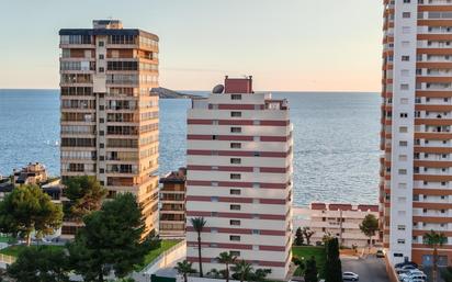 Bedroom of Apartment for sale in Benidorm  with Air Conditioner, Heating and Private garden