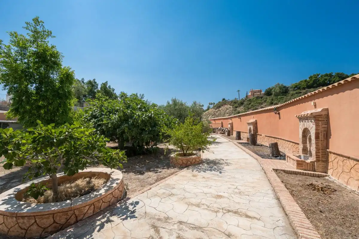 Jardí de Casa o xalet en venda en Elche / Elx amb Aire condicionat, Calefacció i Jardí privat