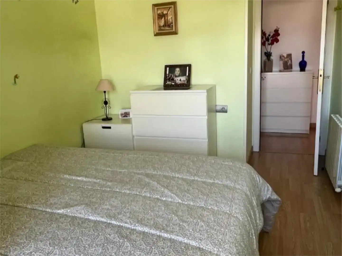 Dormitori de Pis en venda en Alicante / Alacant amb Parquet, Piscina i Moblat