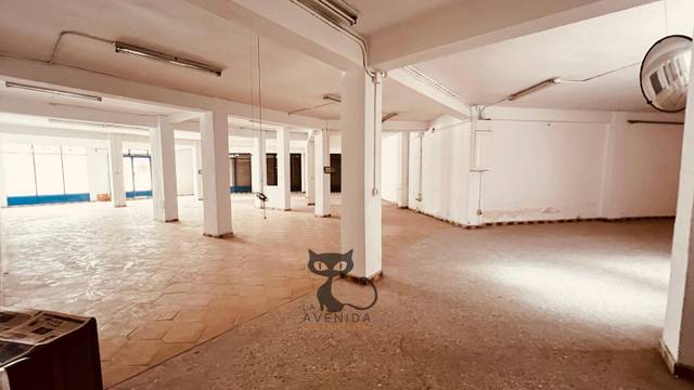 Local comercial en Venta en L'Hort de Senabre