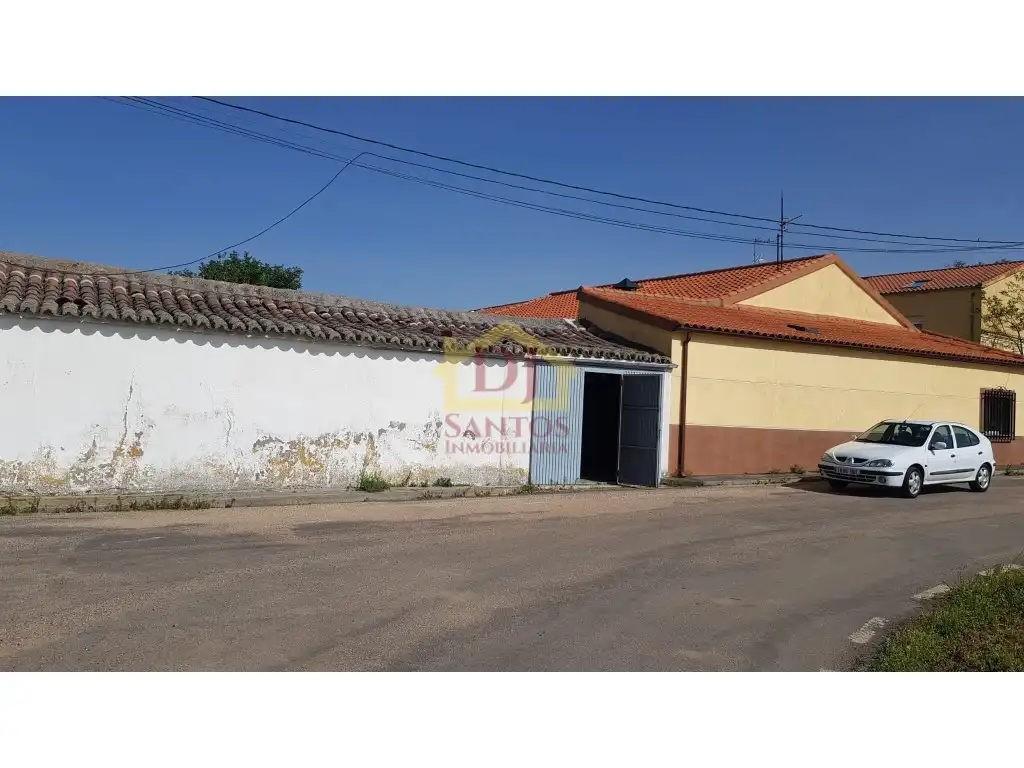 Vista exterior de Casa o xalet en venda en Valdunciel