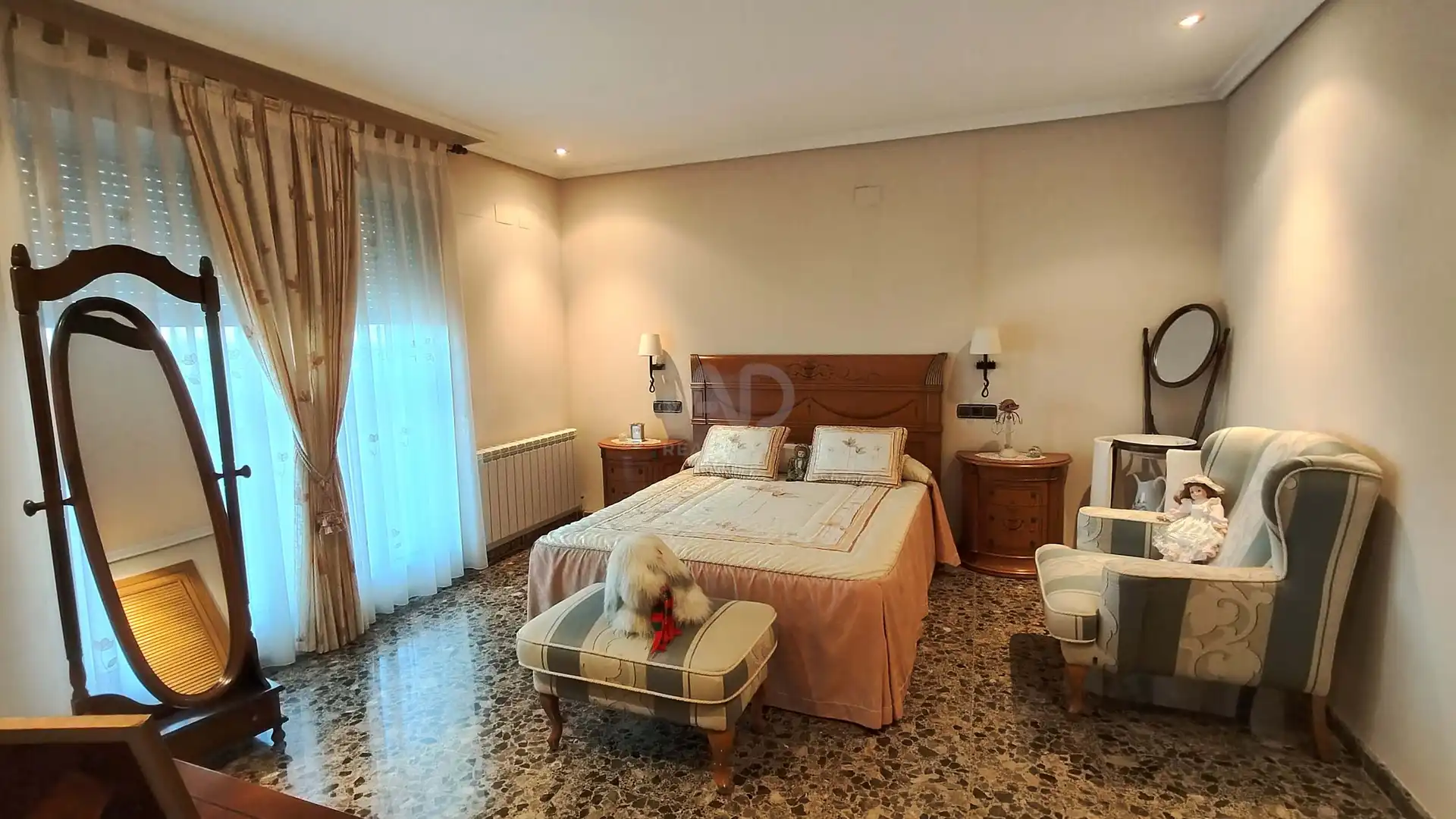 Dormitori de Casa o xalet en venda en Castellón de la Plana / Castelló de la Plana amb Calefacció, Terrassa i Piscina