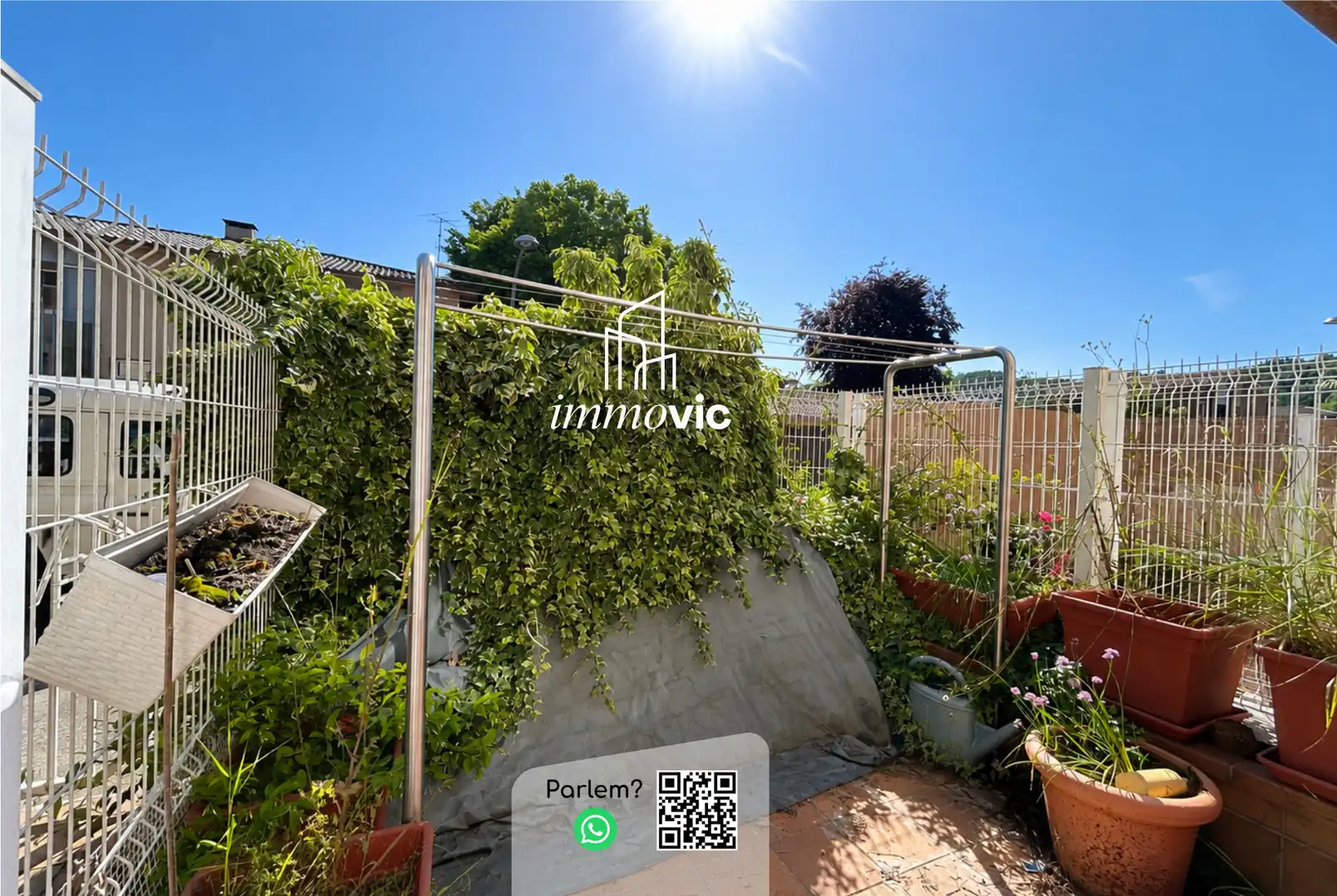 Garden of Detached homes for sale in Olot  with Heating, Private garden and Parquet flooring