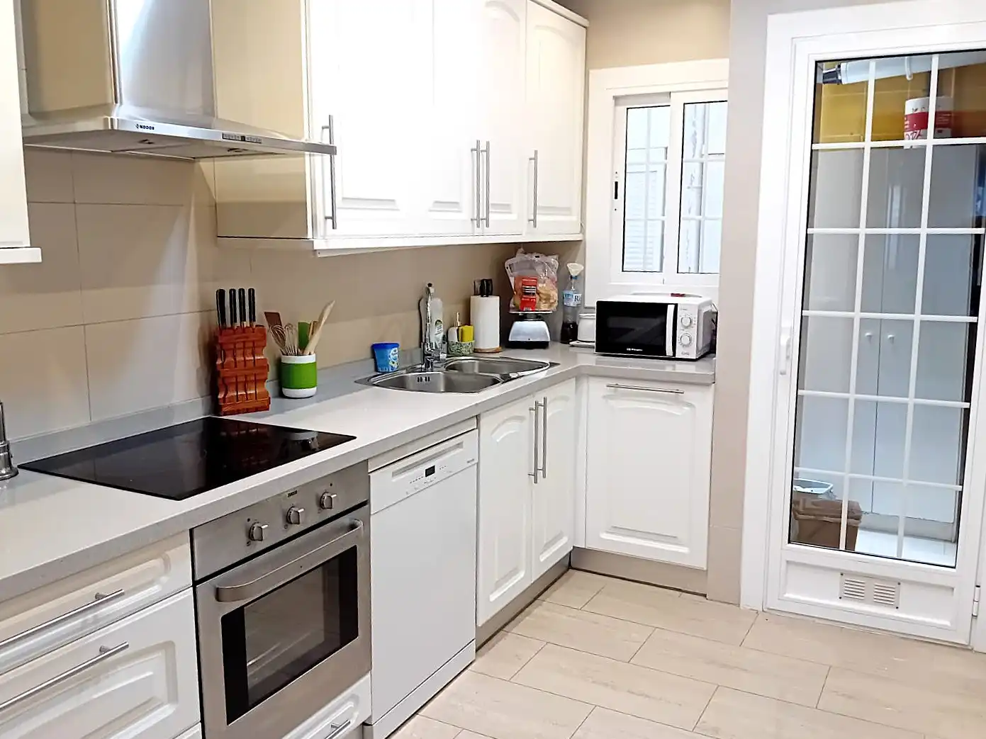 Cocina de Piso en venta en Cerdanyola del Vallès con Calefacción y Balcón