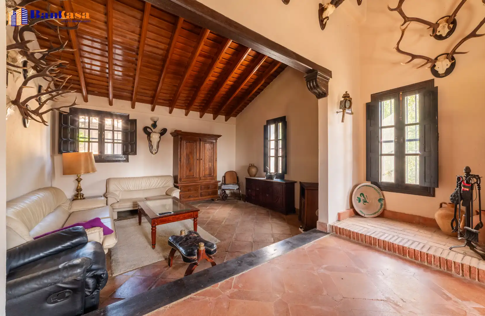 Casa o xalet en venda en Cortes de la Frontera amb Calefacció, Jardí privat i Moblat