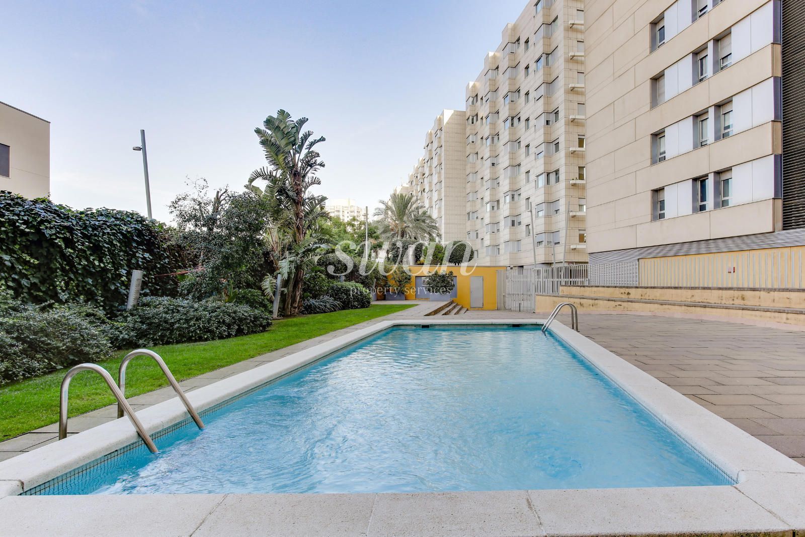 Piscina de Piso en venta en Sant Adrià de Besòs con Aire acondicionado, Calefacción y Terraza