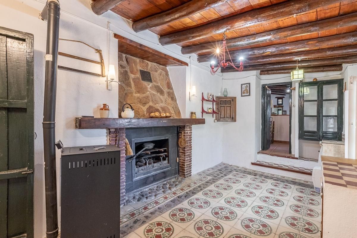 Finca rústica en venda en Monachil amb Jardí privat
