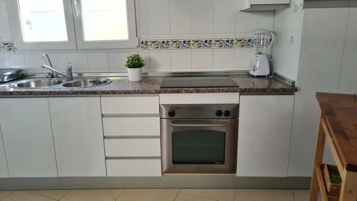 Küche von Dachboden zur Miete in Mijas mit Klimaanlage, Heizung und Terrasse