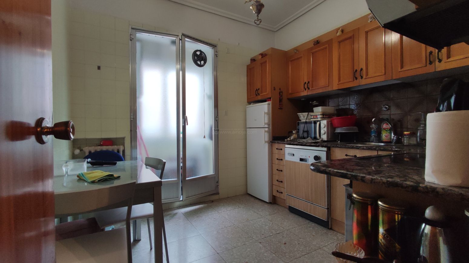 Cocina de Piso en venta en  Logroño con Calefacción, Parquet y Trastero