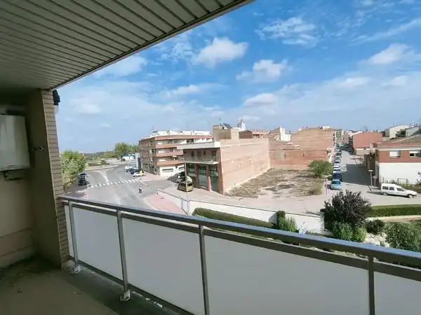 Vista exterior de Piso en venta en Bellpuig