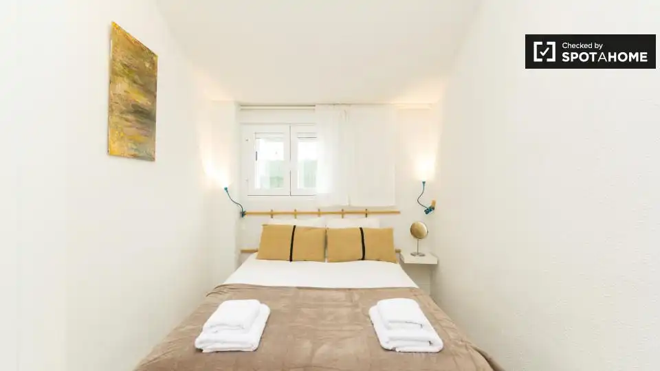 Habitació a Cortes - Huertas