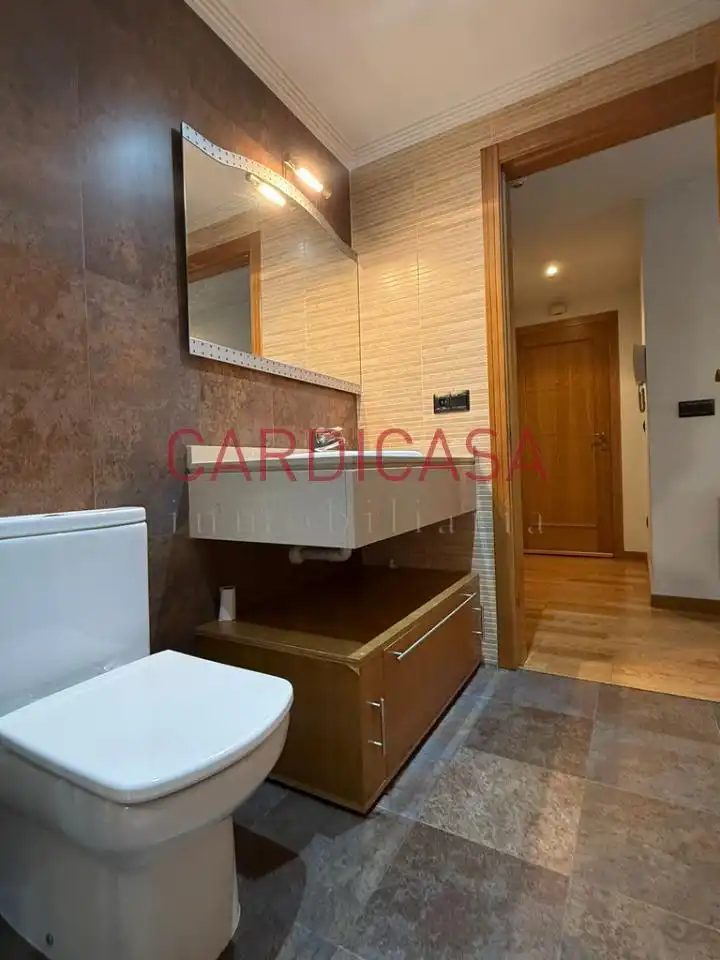 Estudio de alquiler en Paraguai, Plaza España - Corte Inglés