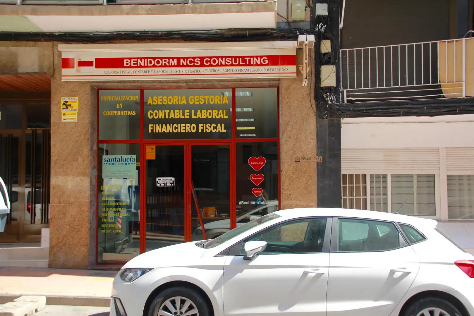 Commercial properties for sale in Benidorm  with Air Conditioner