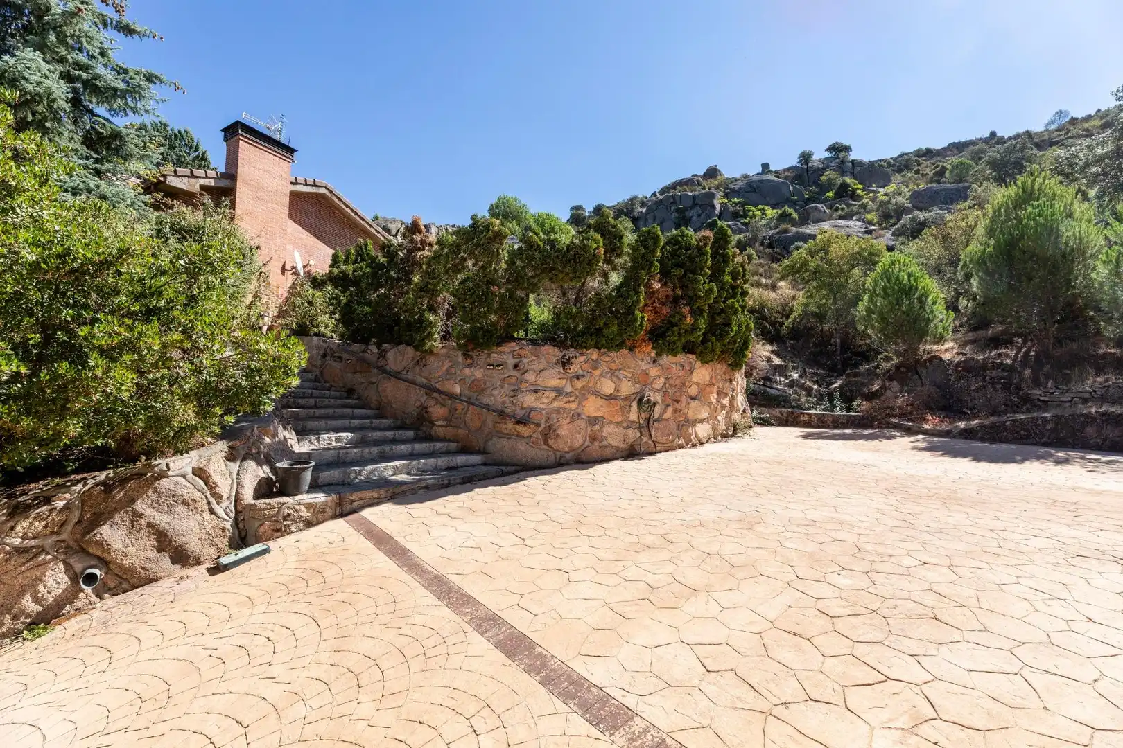 Exterior view of Houses for sale in Collado Villalba  with Heating, Private garden and Community pool