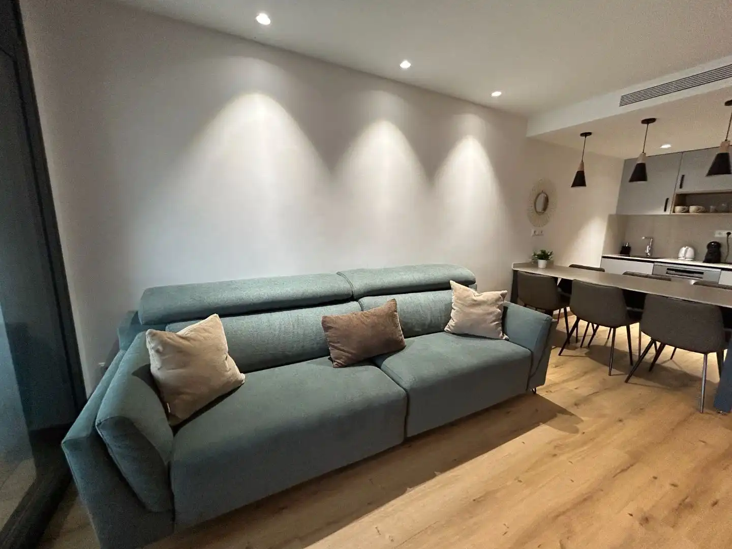 Appartamento in affitto a Passeig Marítim 252, imagen 2
