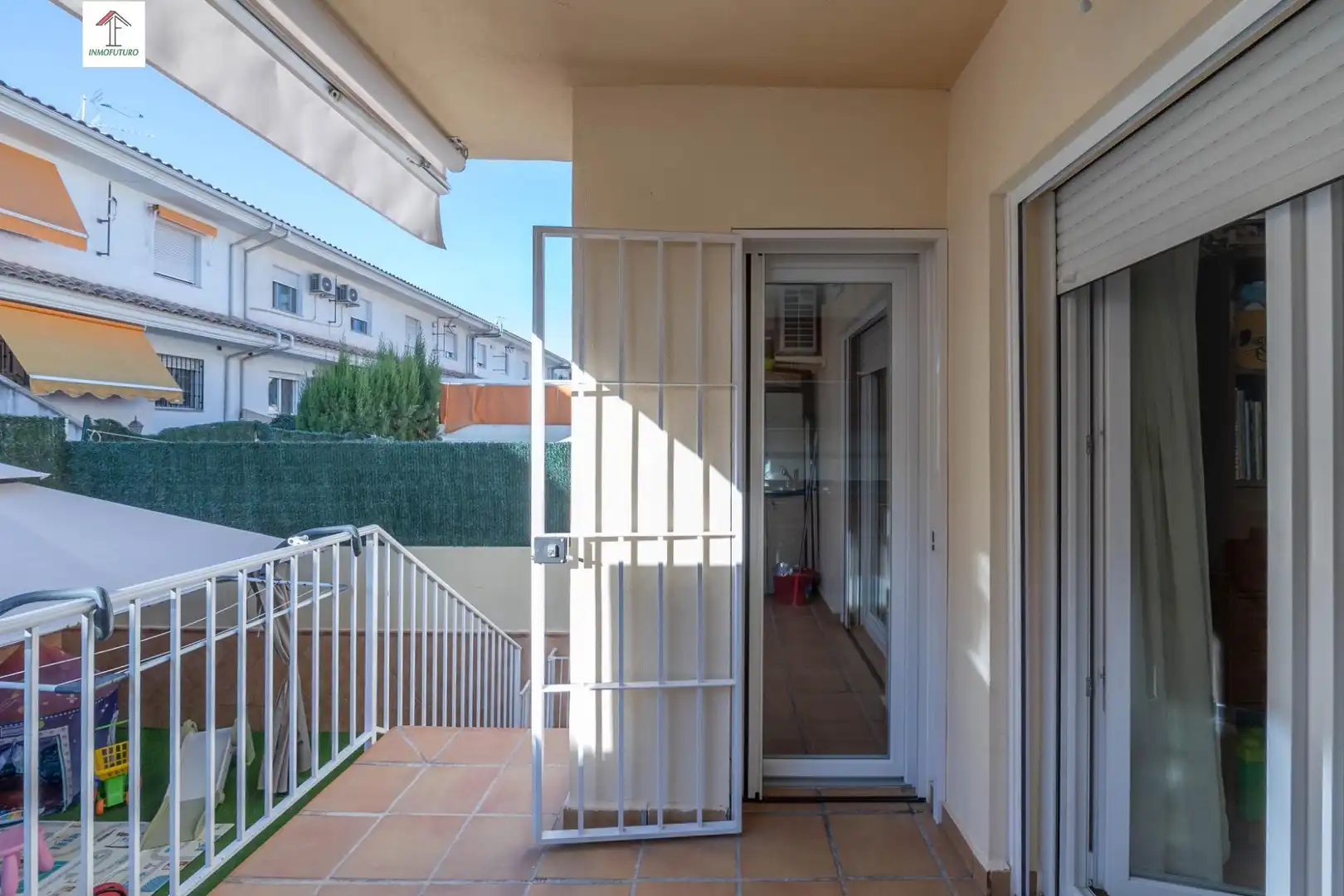 Reihenhaus mit Garten zum Verkauf in Calle COSTA RICA 24, imagen 17