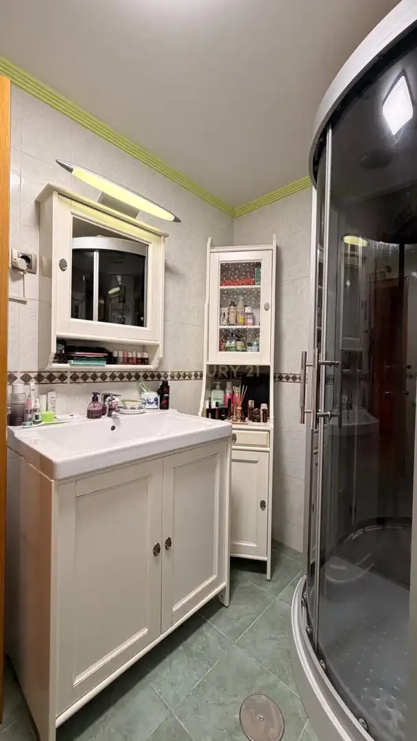 Bathroom of Detached homes for sale in Málaga  with Air Conditioner, Storage room and Swimming Pool