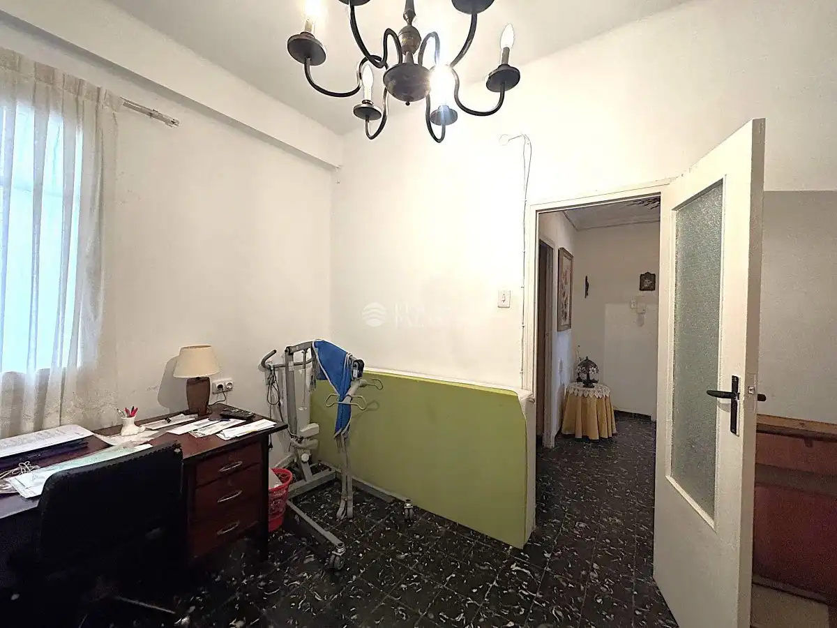 Flat for sale in Valencia  with Balcony