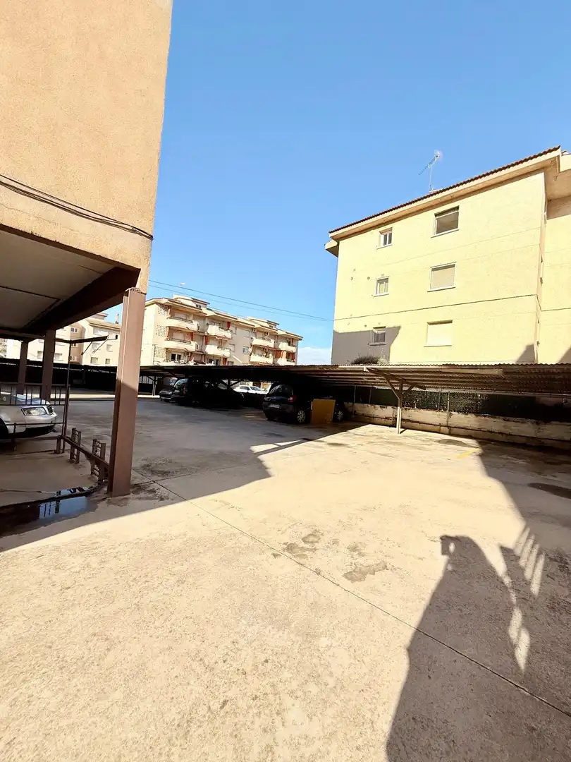 Parking de Piso en venta en Cunit con Terraza y Balcón