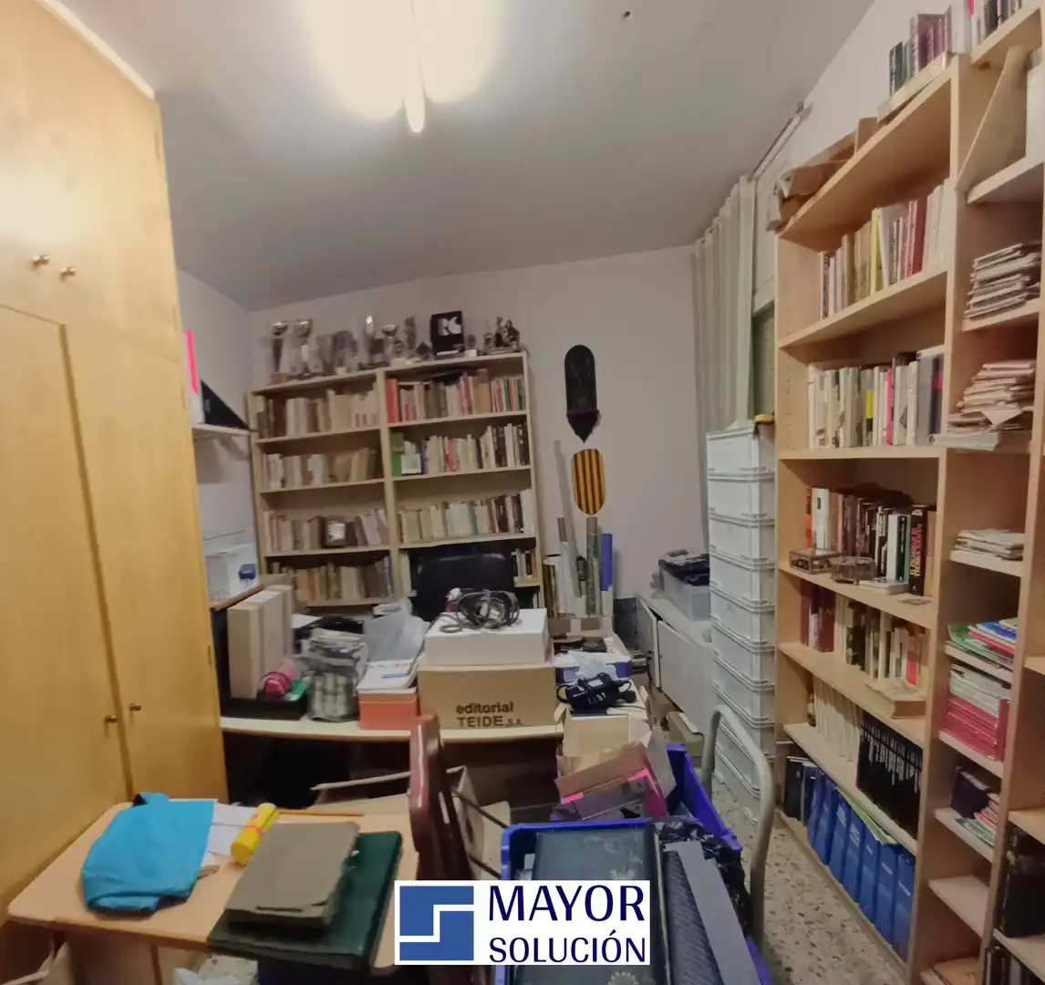Pis en venda en Igualada amb Calefacció, Terrassa i Moblat