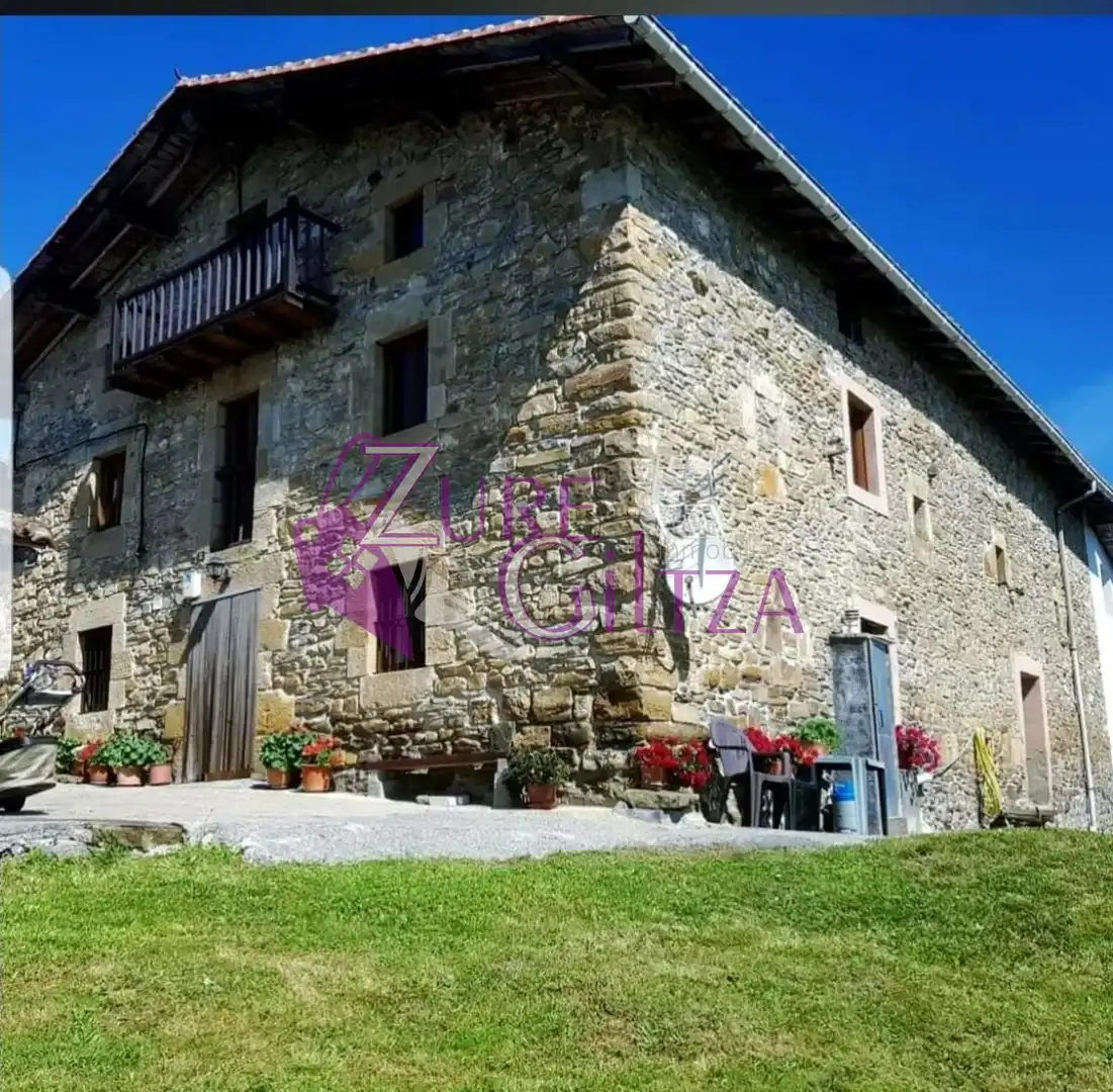 Casa rústica amb jardí en venda a Mallabia, imagen 4