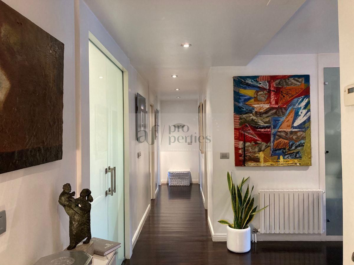 Attic to rent in Vigo   with Air Conditioner, Heating and Parquet flooring