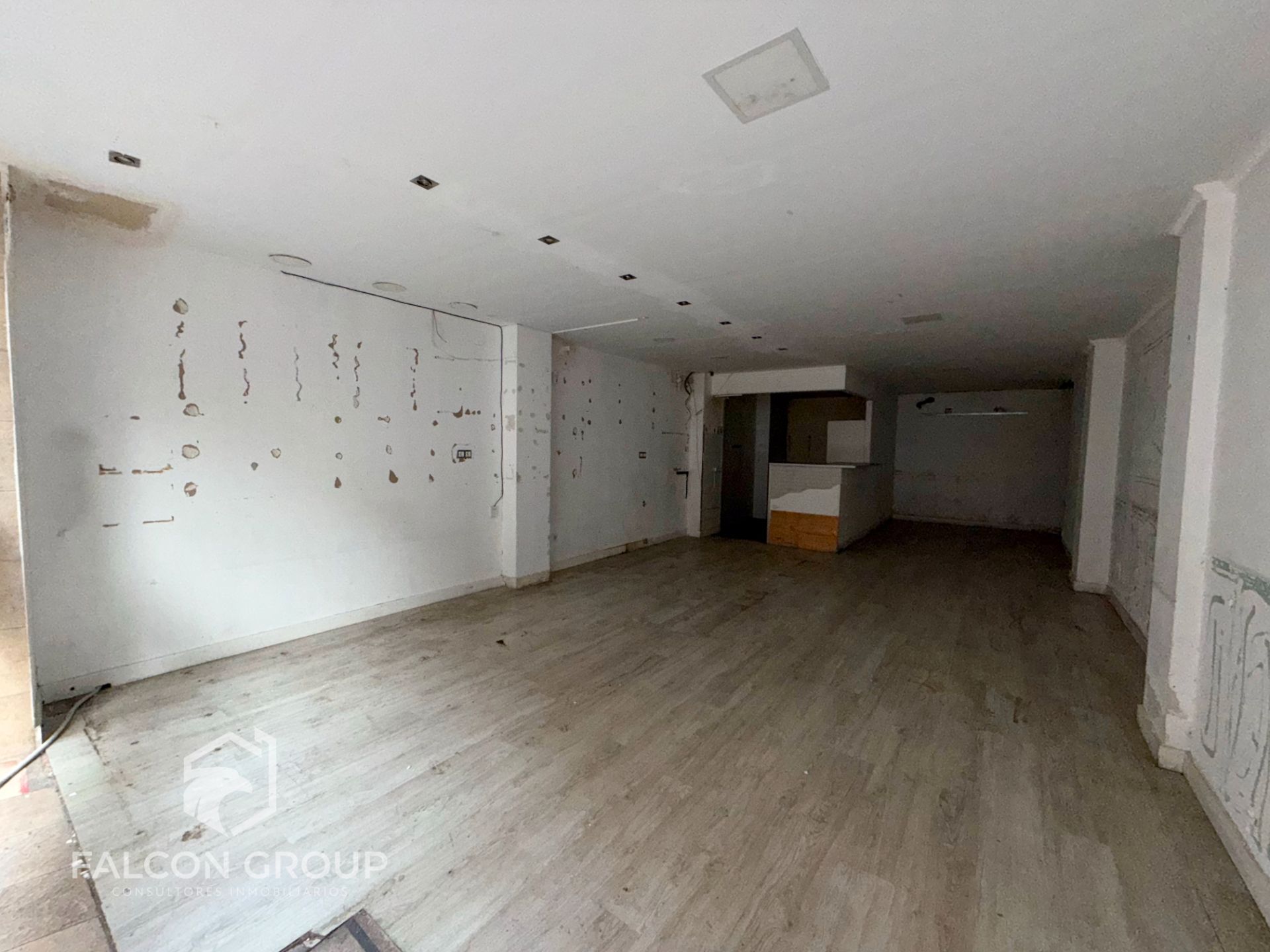 Local de alquiler en Avinguda de Francesc Macià, Sant Joan