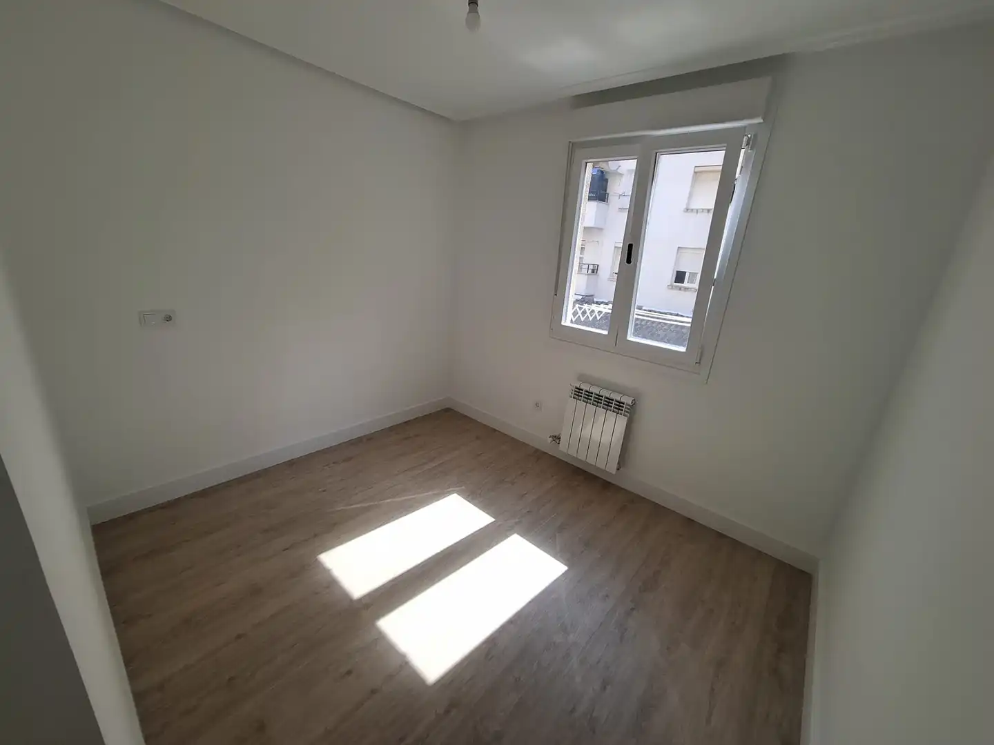 Appartamento in vendita a Calle María Teresa Gil de Gárate, imagen 8