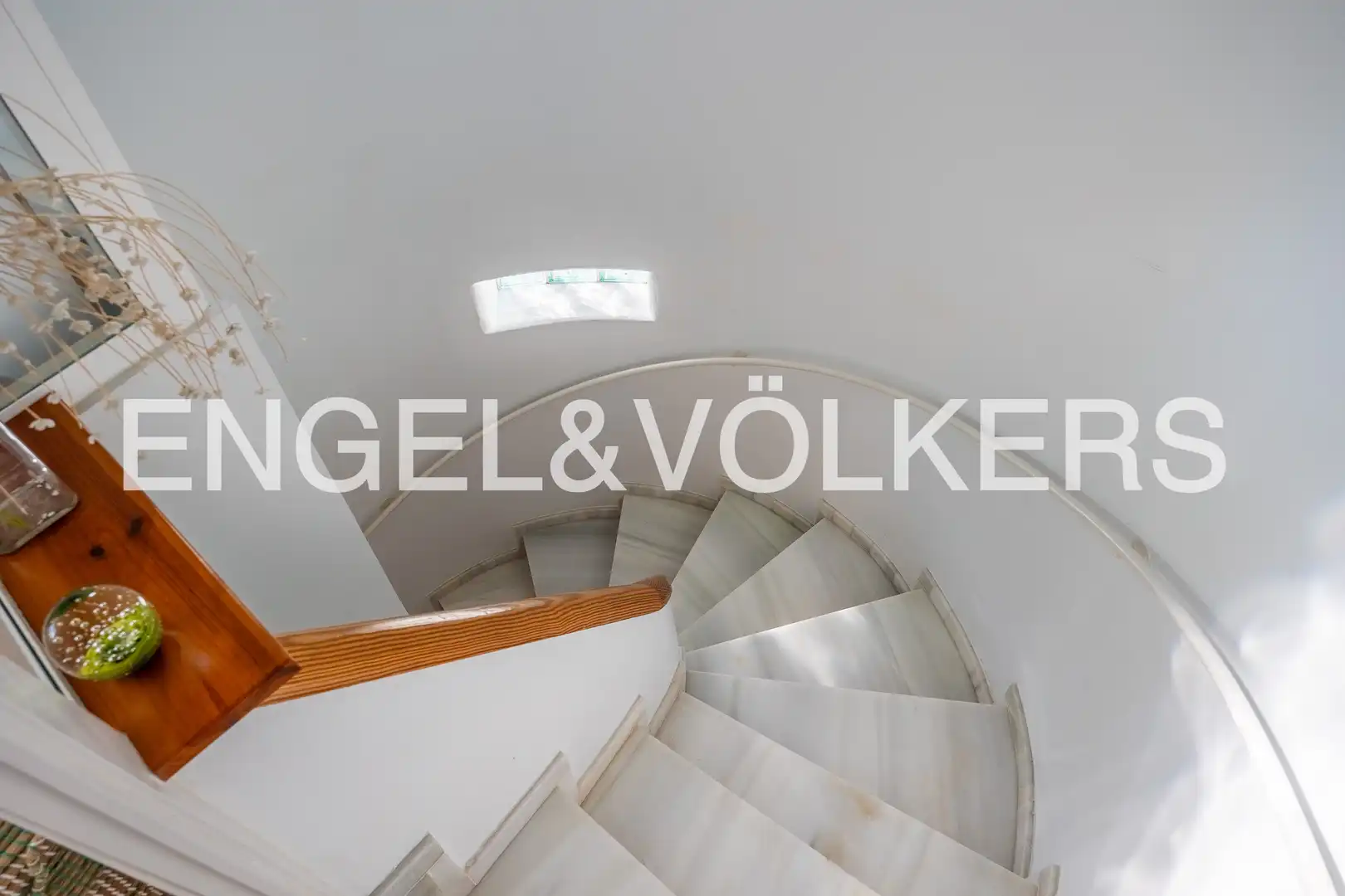 Houses for sale in Valencina de la Concepción  with Air Conditioner, Heating and Private garden