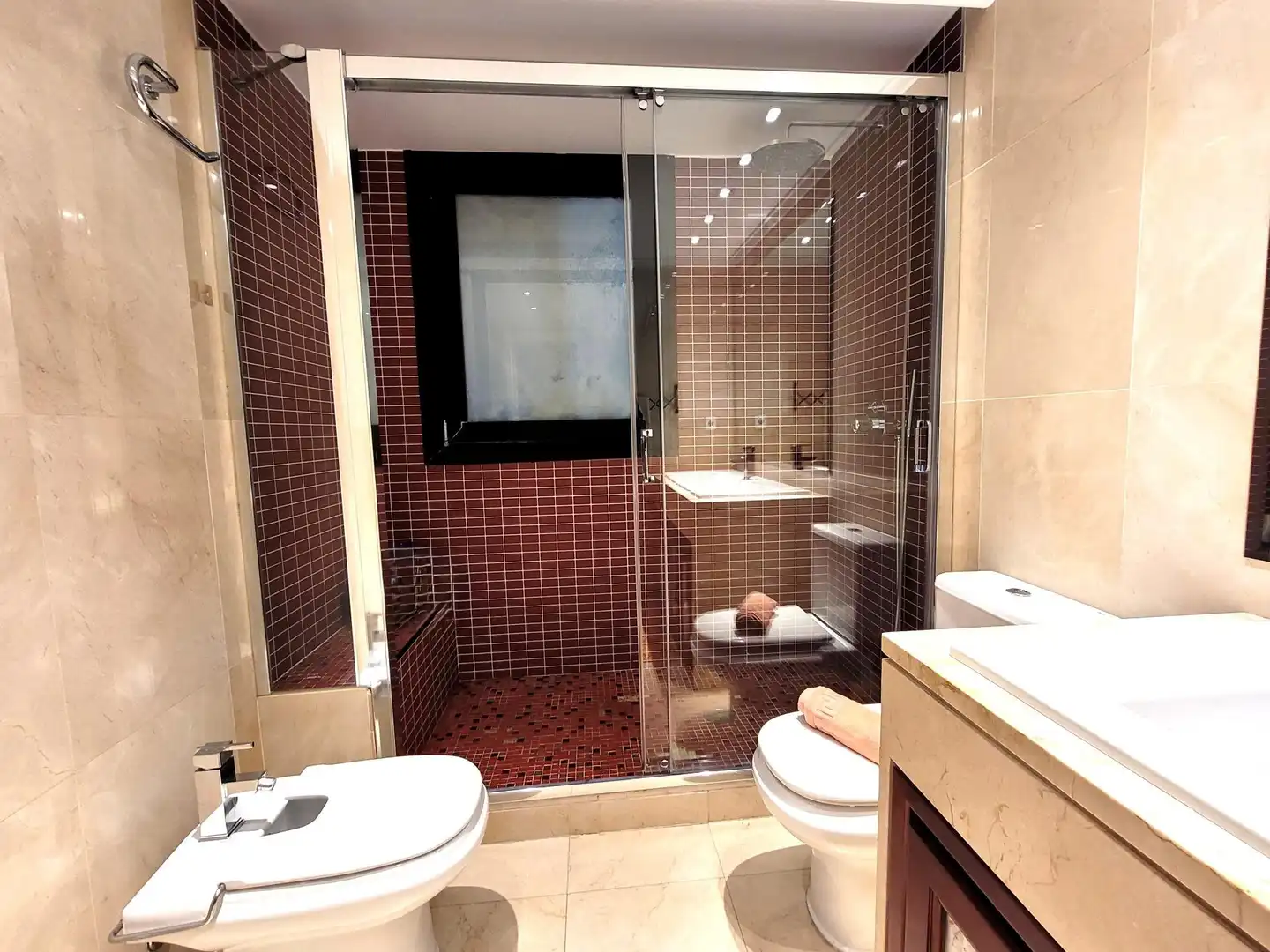 Bany de Pis en venda en Valencia amb Calefacció, Parquet i Jacuzzi