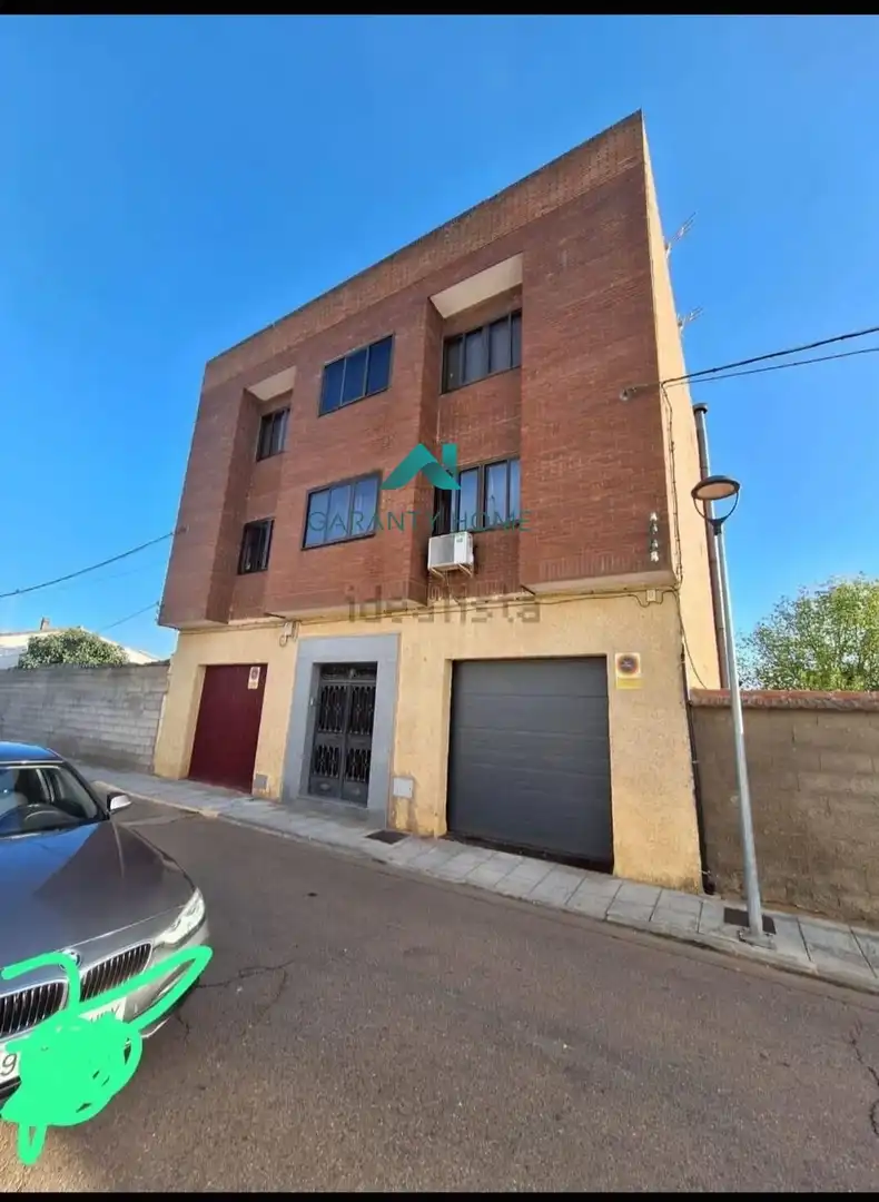 Exterior view of Flat for sale in Madrigalejo  with Air Conditioner, Heating and Terrace