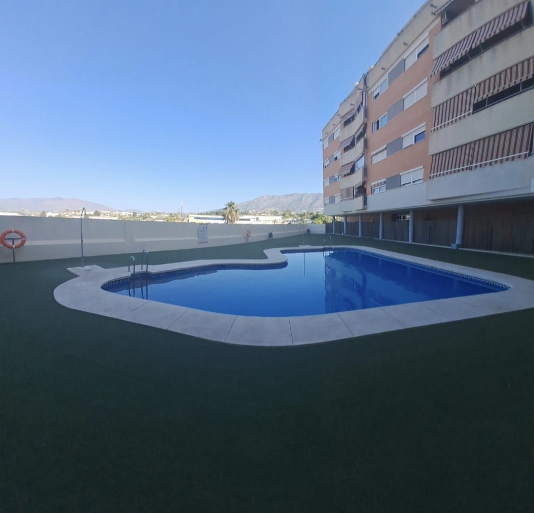 Piscina de Pis de lloguer en Mijas amb Aire condicionat, Calefacció i Terrassa