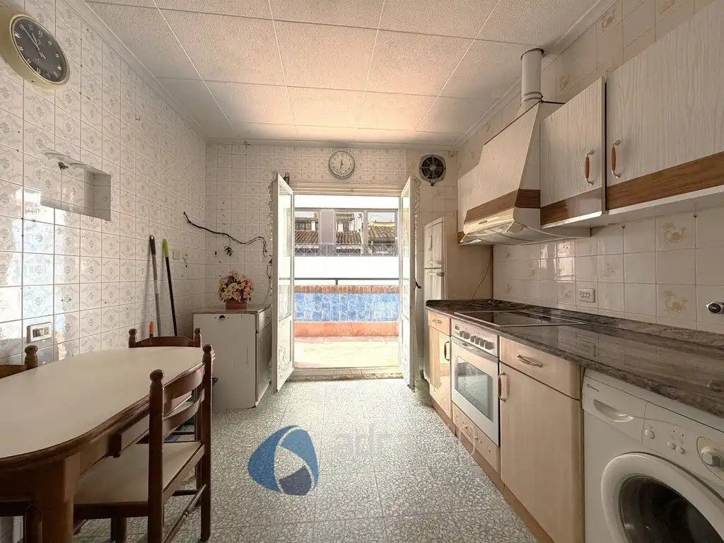 Kitchen of Attic for sale in  Logroño  with Terrace and Storage room